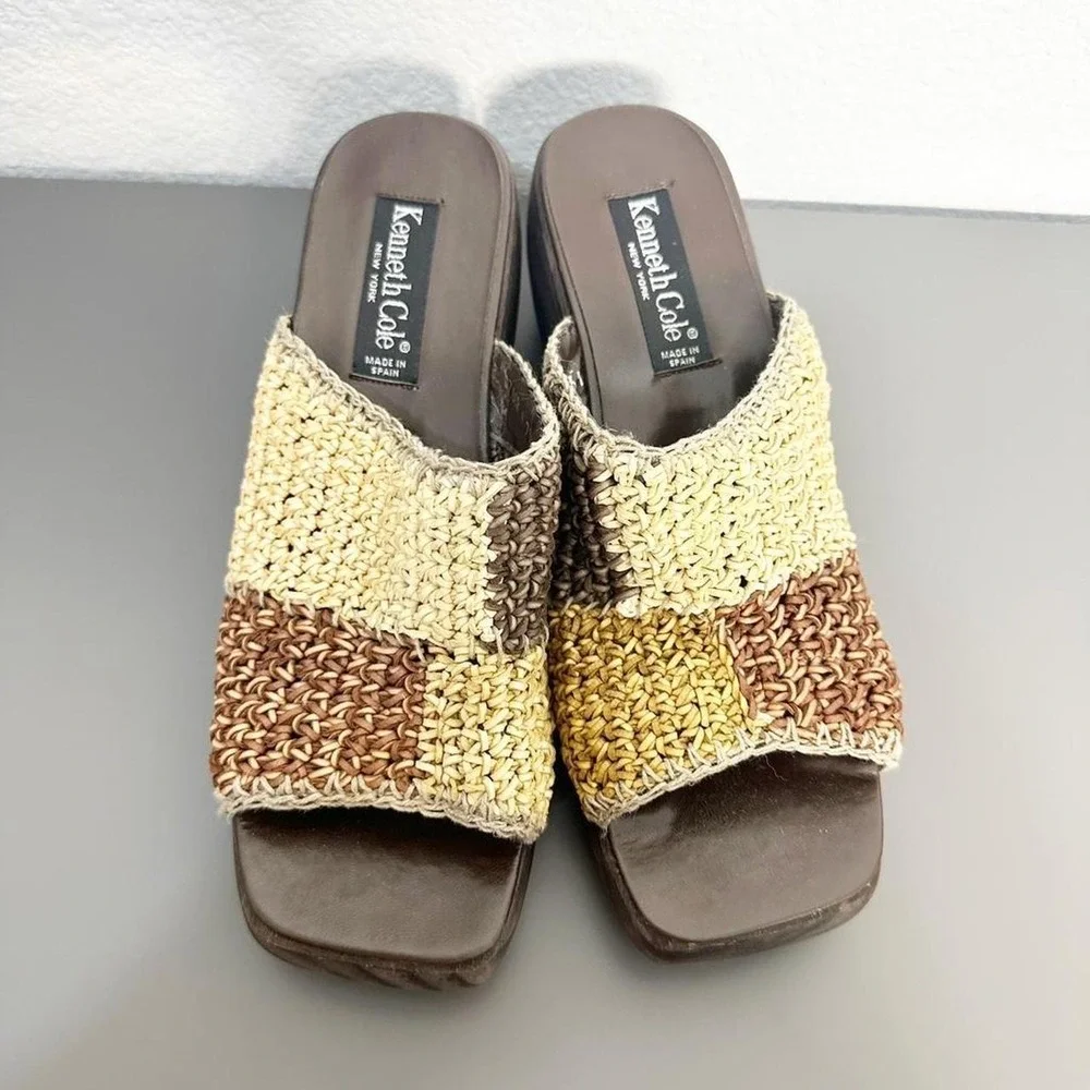 Vintage Y2K Kenneth Cole Size 9 Woven Leather Slip On Wooden Heeled Sandals